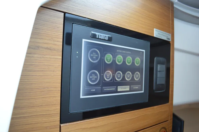 Slide: The Image of Tiara 48 LS - Power Up Panel - 72