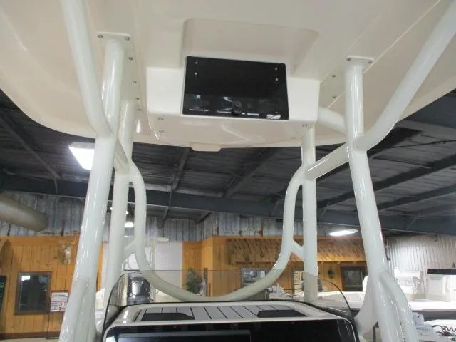 Slide: The Image of 2025 Skeeter SX2550 boat interior, featuring sturdy white framework and modern design elements. - 4