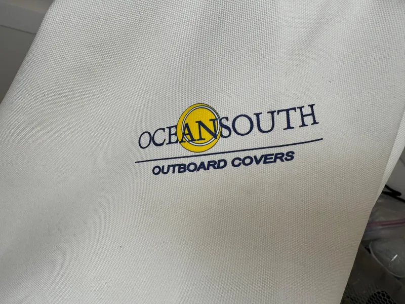 Slide: The Image of Oceansouth outboard cover for 2018 Regulator 28 boat. - 15