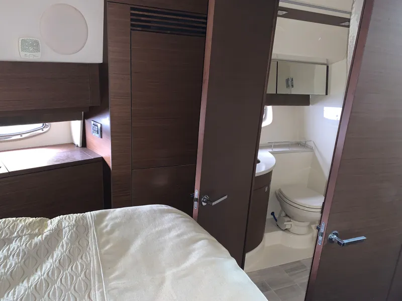 Slide: The Image of Sea Ray 450 Sedan Bridge 2013 - 11