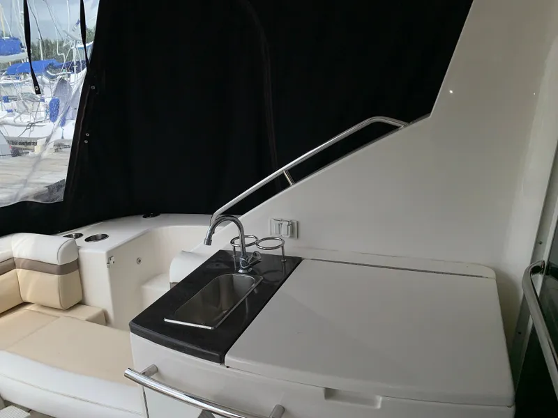 Slide: The Image of Sea Ray 450 Sedan Bridge 2013 - 22