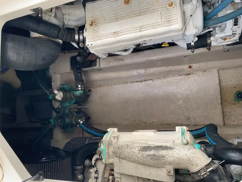 Slide: The Image of Sea Ray 450 Sedan Bridge 2013 - 29