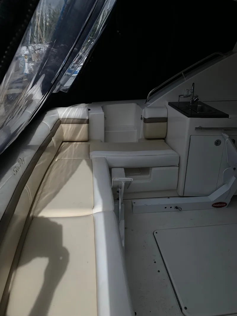 Slide: The Image of Sea Ray 450 Sedan Bridge 2013 - 32