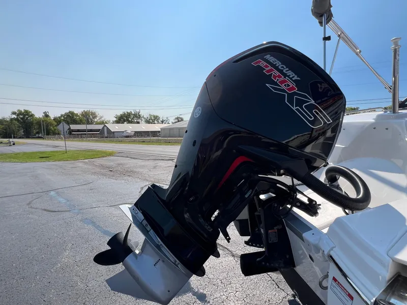 Slide: The Image of 2023 NauticStar 203 DC boat with Mercury Pro XS outboard motor. - 8