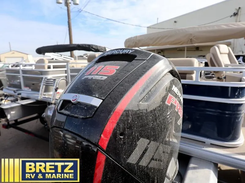 Slide: The Image of Fishin' Barge 20 DLX 2025 - 6