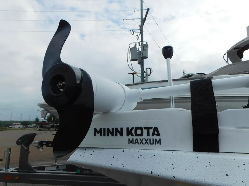Slide: The Image of Minn Kota Maxxum motor on 2025 Xpress H21 Bay boat. - 2