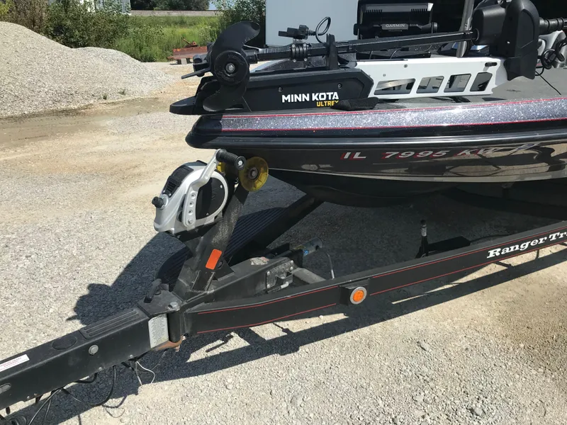 Slide: The Image of 2017 Ranger Z520 Comanche boat with Minn Kota motor on trailer. - 4