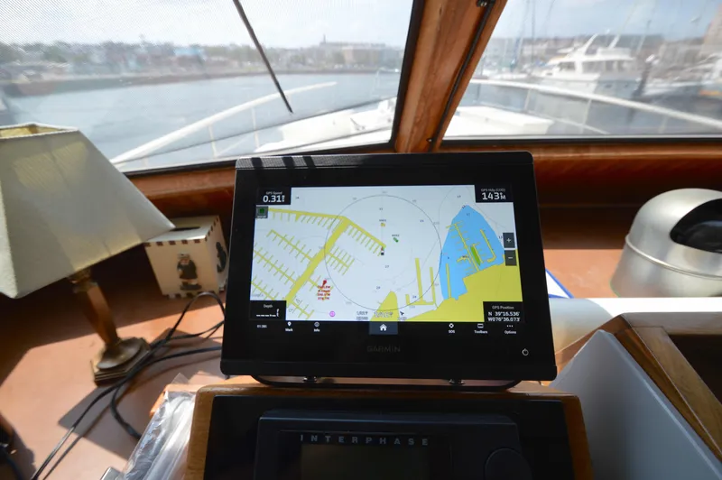 Slide: The Image of Hatteras 53 Motor Yacht 1979 - 18