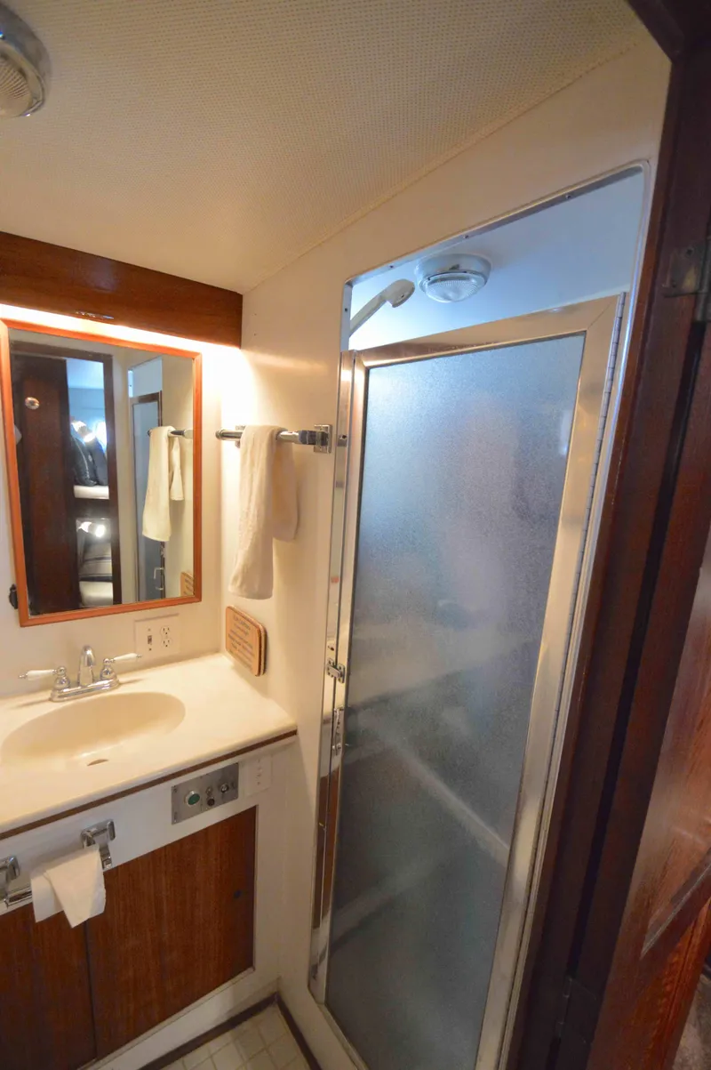 Slide: The Image of Hatteras 53 Motor Yacht 1979 - 40