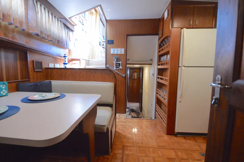 Slide: The Image of Hatteras 53 Motor Yacht 1979 - 41