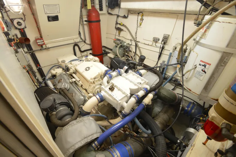 Slide: The Image of Hatteras 53 Motor Yacht 1979 - 60