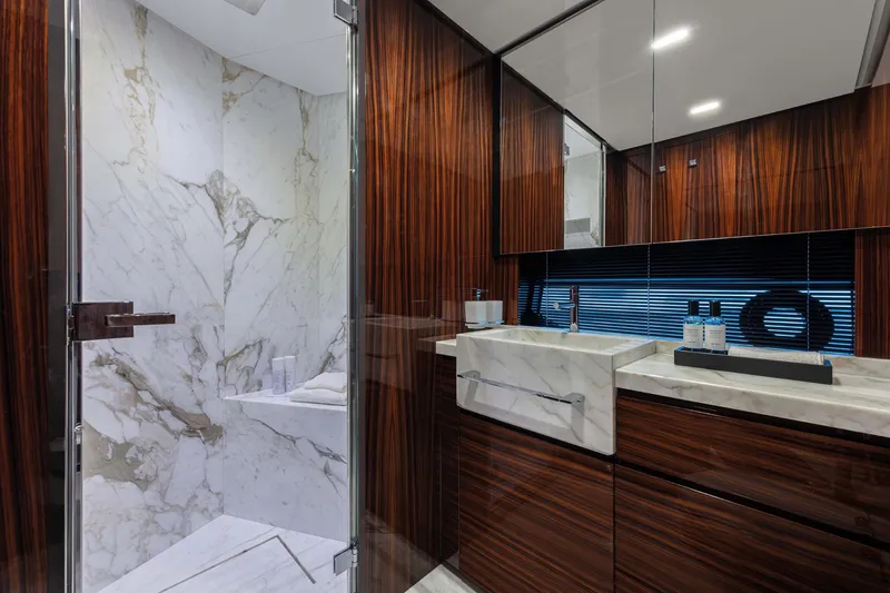 Slide: The Image of Riva 88' Folgore 2027 - 52