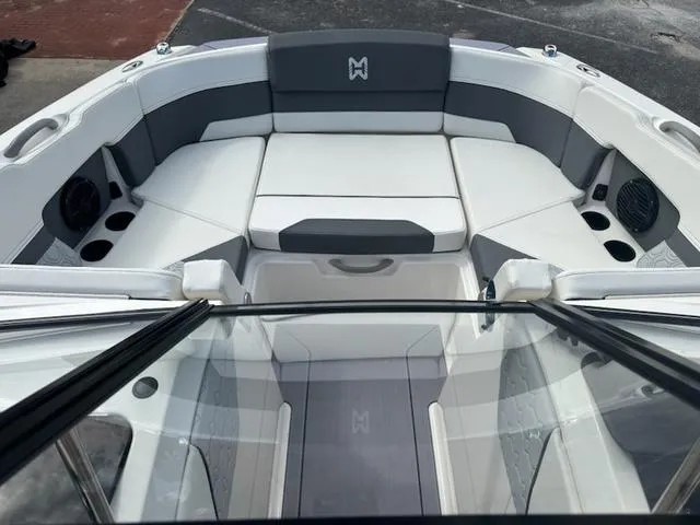 Slide: The Image of Heyday H20 2024 - 9