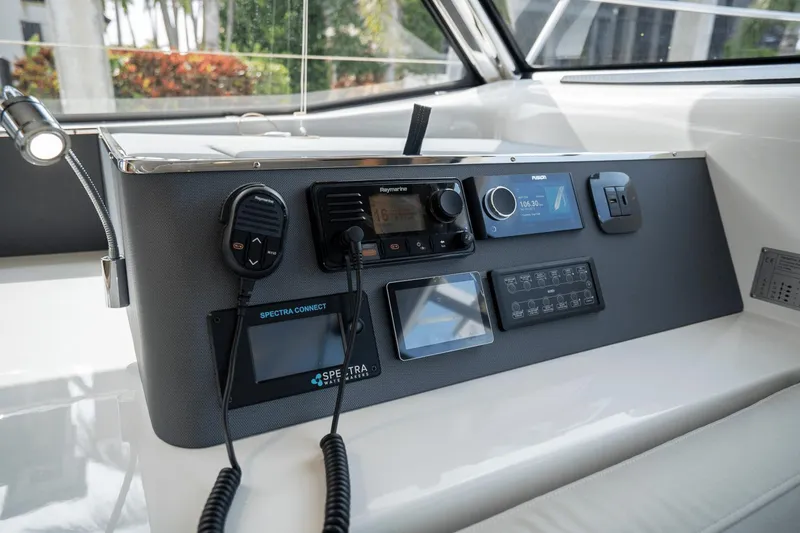 Slide: The Image of Aquila 42 Yacht 2025 - 17