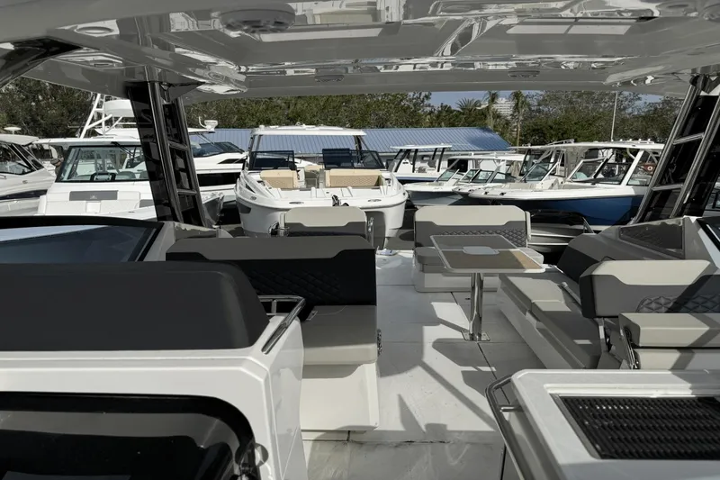 Slide: The Image of Aquila 32 2025 - 15