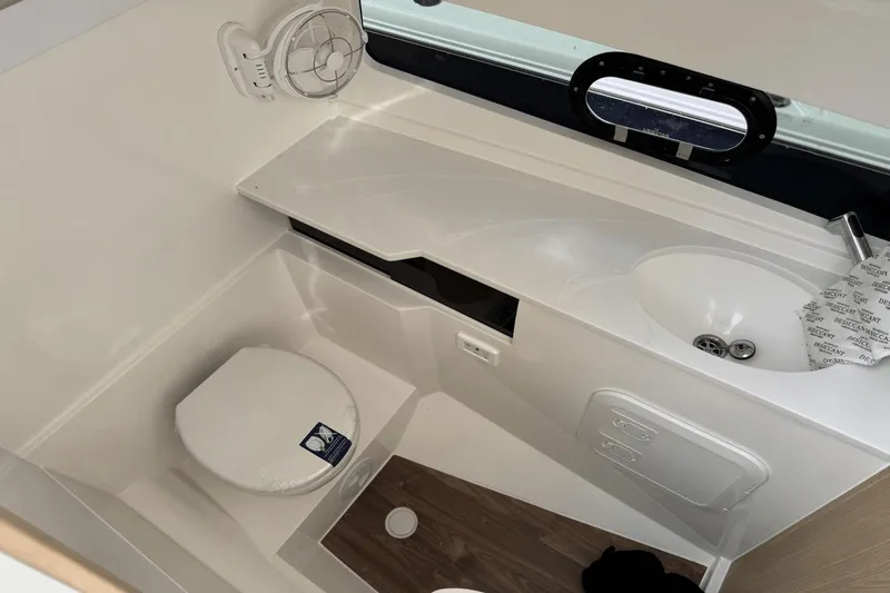 Slide: The Image of Aquila 32 2025 - 17