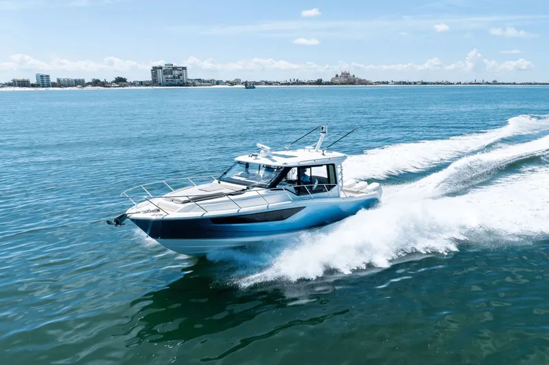 Slide: The Image of Boston Whaler 365 Conquest 2025 - 21