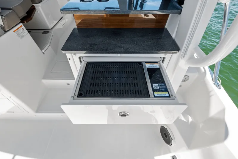Slide: The Image of Boston Whaler 365 Conquest 2025 - 61