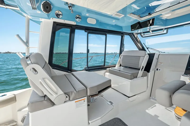 Slide: The Image of Boston Whaler 365 Conquest 2025 - 67