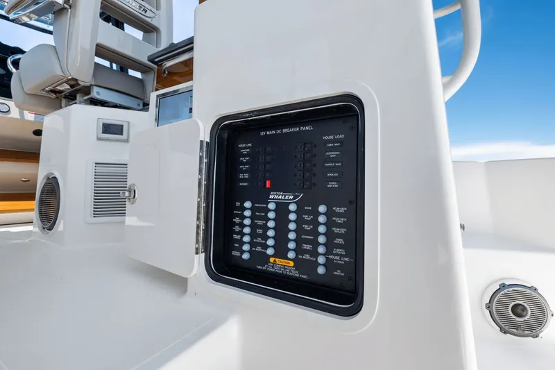 Slide: The Image of Boston Whaler 365 Conquest 2025 - 78