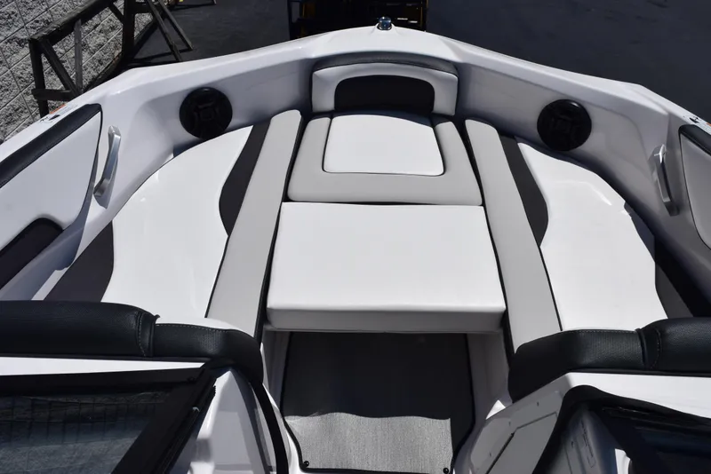 Slide: The Image of 2025 Yamaha Boats AR195 interior with sleek seating and modern design. - 12