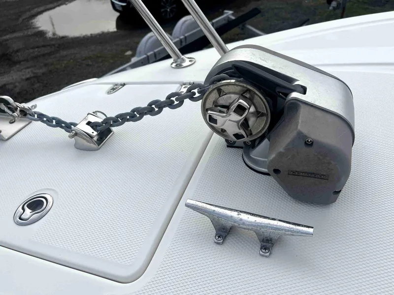 Slide: The Image of Anchor windlass on 2007 Chaparral 275 SSi boat deck. - 29