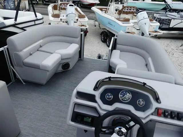 Slide: The Image of Godfrey EX 1680 CX 2025 - 15