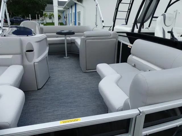 Slide: The Image of Godfrey EX 1680 CX 2025 - 9