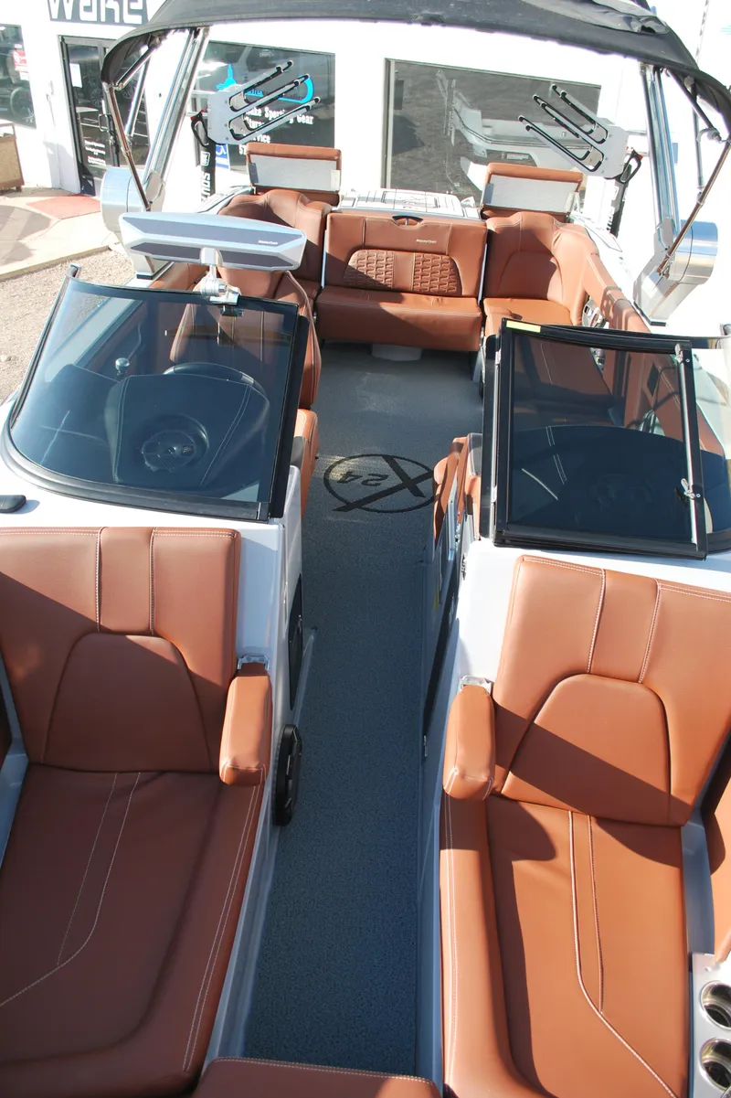 Slide: The Image of MasterCraft X24 2022 - 4