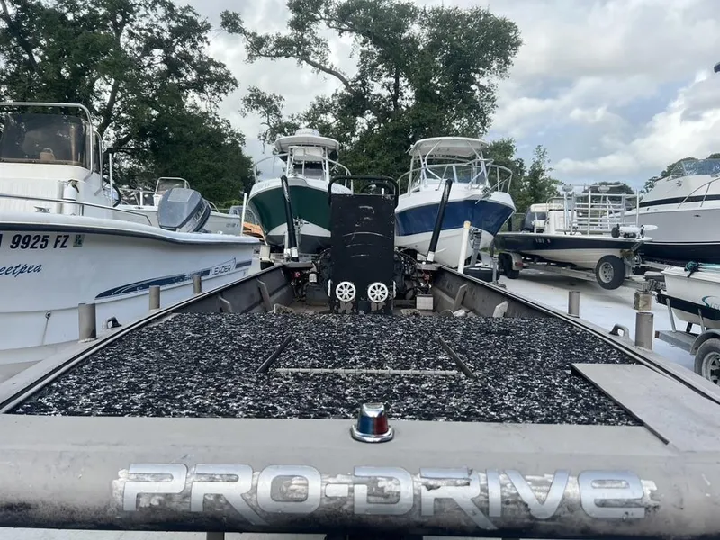 Slide: The Image of Pro-Drive 20' 2016 - 4