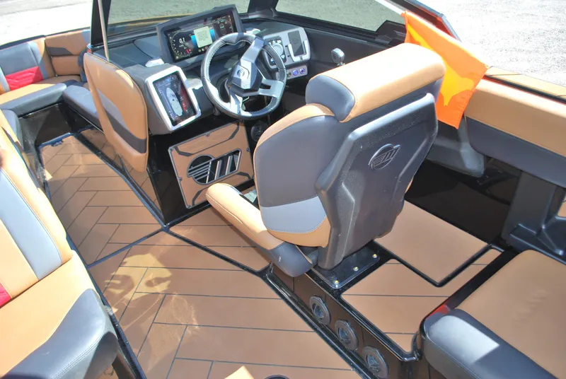 Slide: The Image of Malibu Wakesetter 26 LSV 2023 - 19