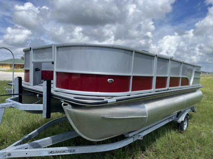 Slide: The Image of Bentley Pontoons Fish 203 4-Point (Sport 3) 2024 - 2