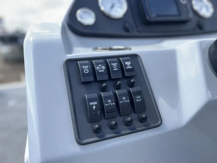 Slide: The Image of Bentley Pontoons Fish 203 4-Point (Sport 3) 2024 - 23