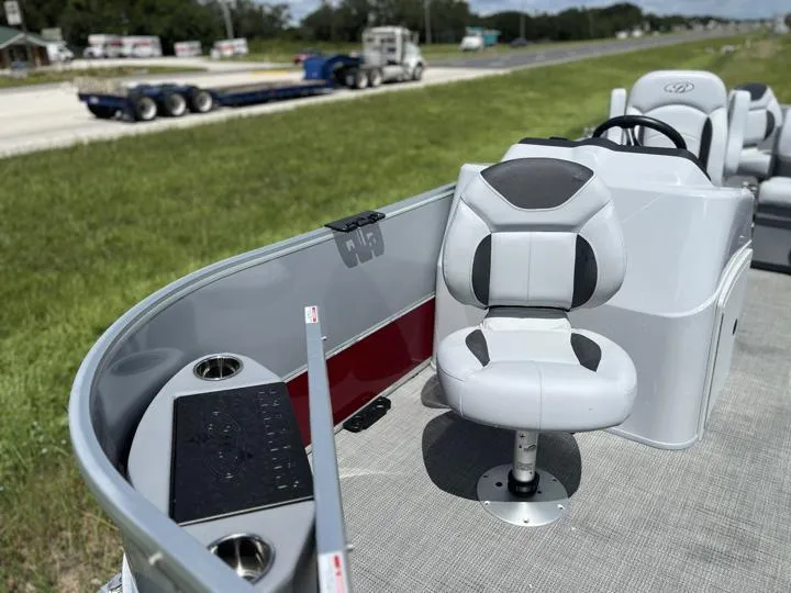 Slide: The Image of Bentley Pontoons Fish 203 4-Point (Sport 3) 2024 - 9