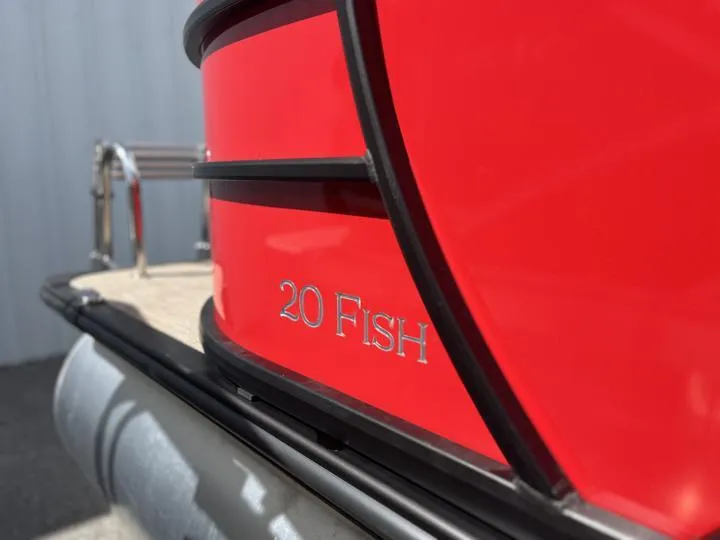 Slide: The Image of Bentley Pontoons Fish 203 Center Walk-Thru 3/4 Tube 2024 - 7