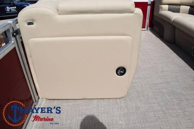 Slide: The Image of Sun Tracker Party Barge 20 DLX 2024 - 24