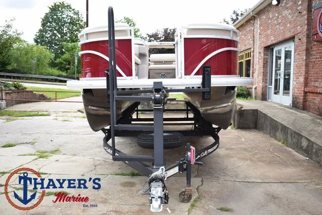 Slide: The Image of Sun Tracker Party Barge 20 DLX 2024 - 8