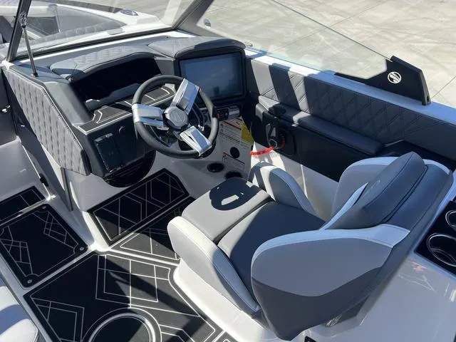 Slide: The Image of Tigé 24RZX 2025 - 13