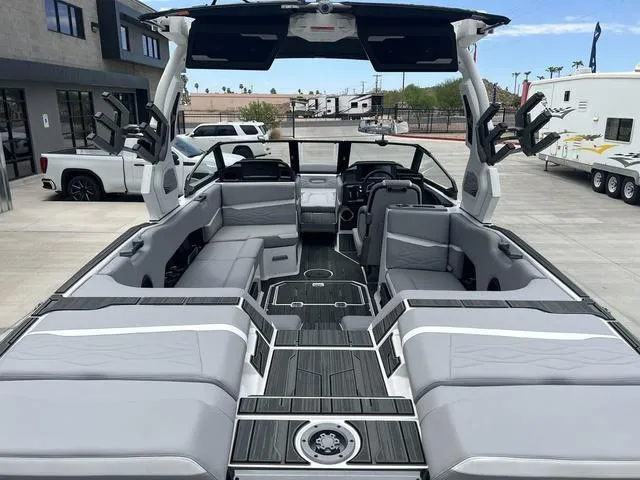 Slide: The Image of Supra SL 450 2025 - 9