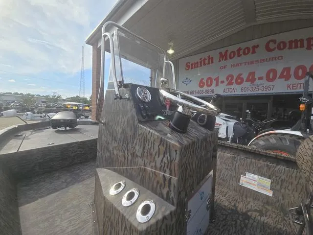 Slide: The Image of Xpress H210B 2025 - 14