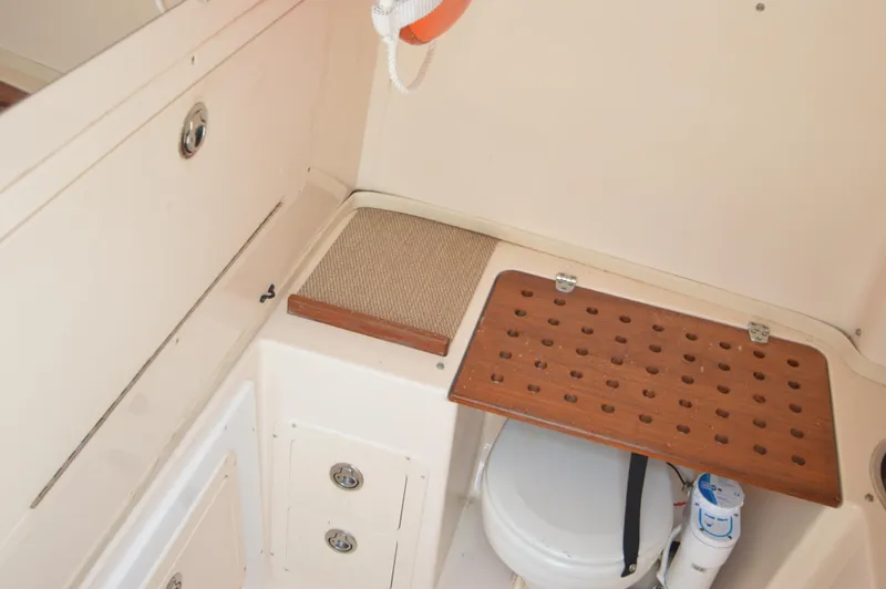 Slide: The Image of Grady-White Bimini 306 2007 - 11