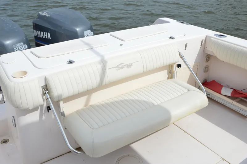 Slide: The Image of Grady-White Bimini 306 2007 - 14