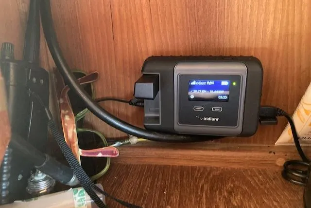 Slide: The Image of Iridium satellite device installed on 1992 Pacific Seacraft 37 Cutter yacht. - 24