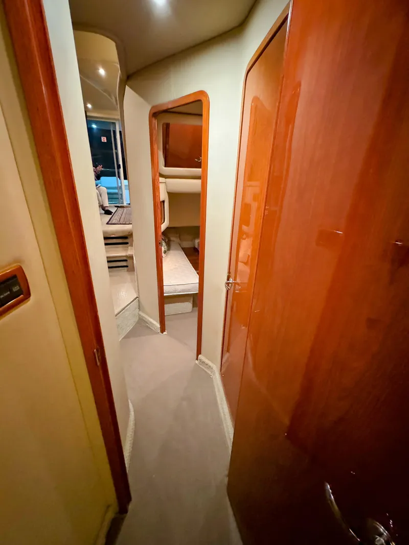 Slide: The Image of Sea Ray 400 Sedan Bridge 2001 - 50