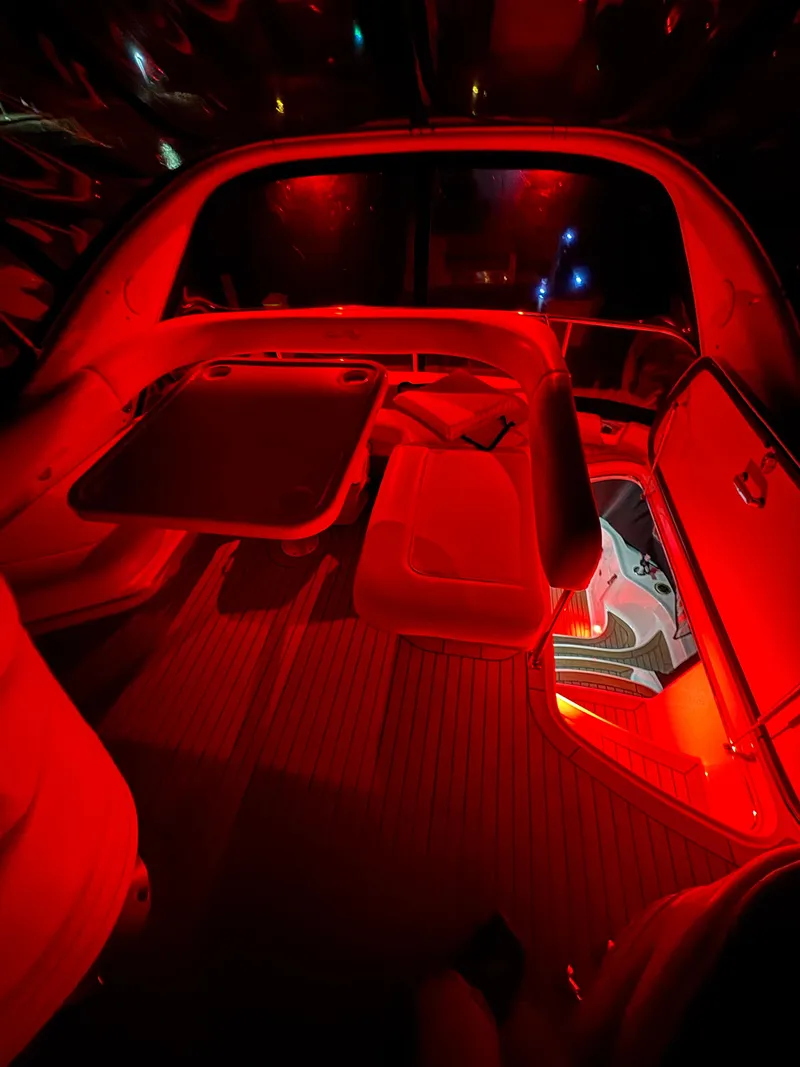 Slide: The Image of Sea Ray 400 Sedan Bridge 2001 - 61