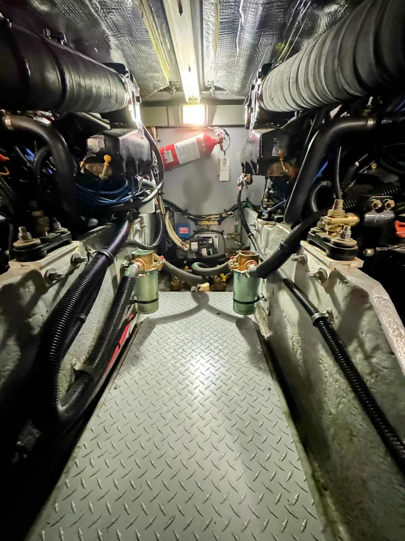 Slide: The Image of Sea Ray 400 Sedan Bridge 2001 - 72