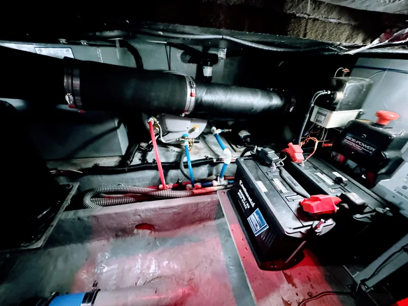 Slide: The Image of Sea Ray 400 Sedan Bridge 2001 - 80