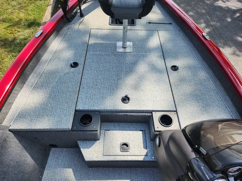 Slide: The Image of Tracker Pro Team 175 TXW 2023 - 14