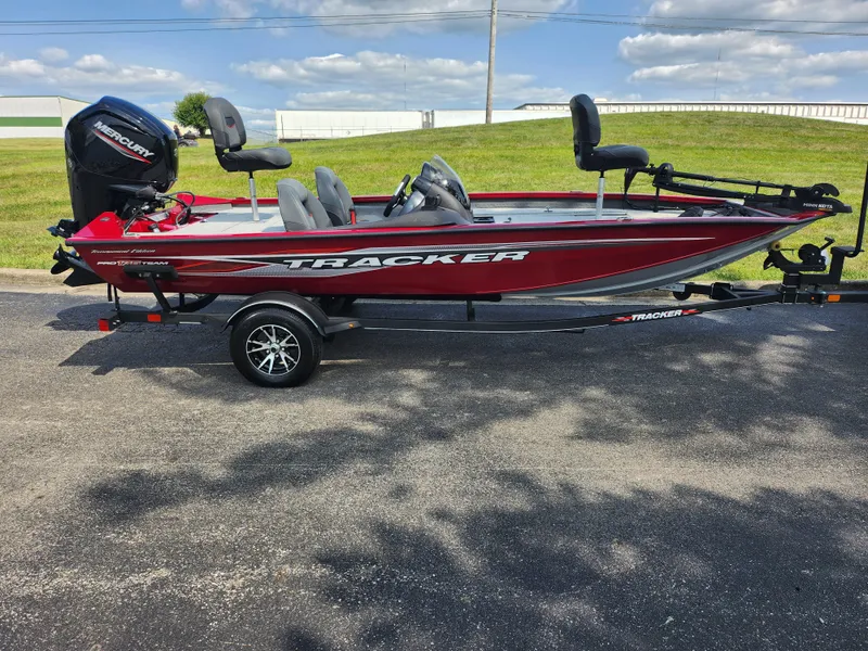 Slide: The Image of Tracker Pro Team 175 TXW 2023 - 4