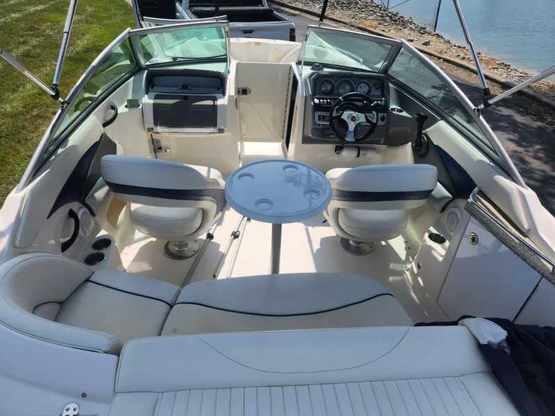 Slide: The Image of Monterey 220 EX 2007 - 11